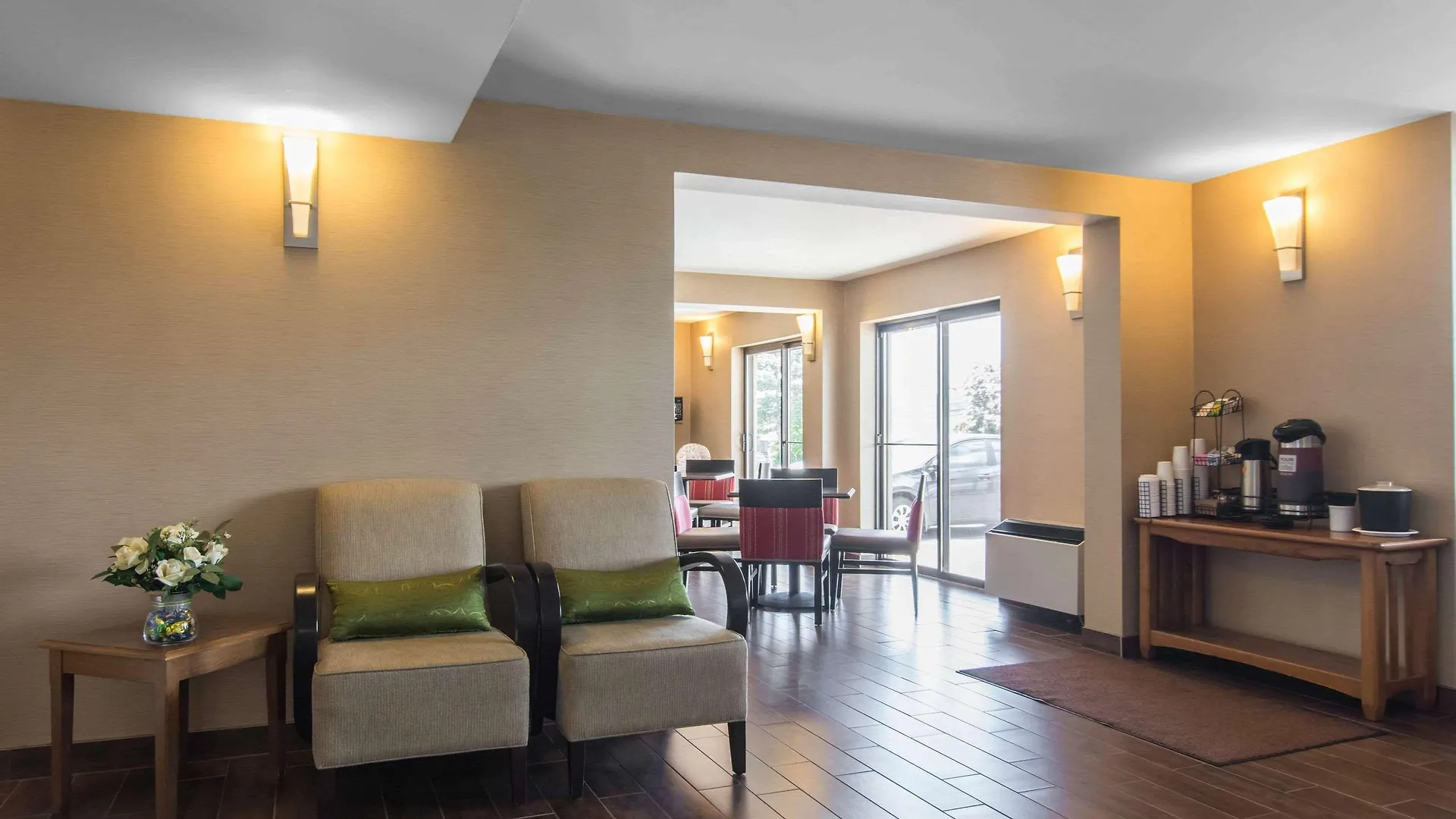 *** Motel Comfort Inn Dartmouth Canada