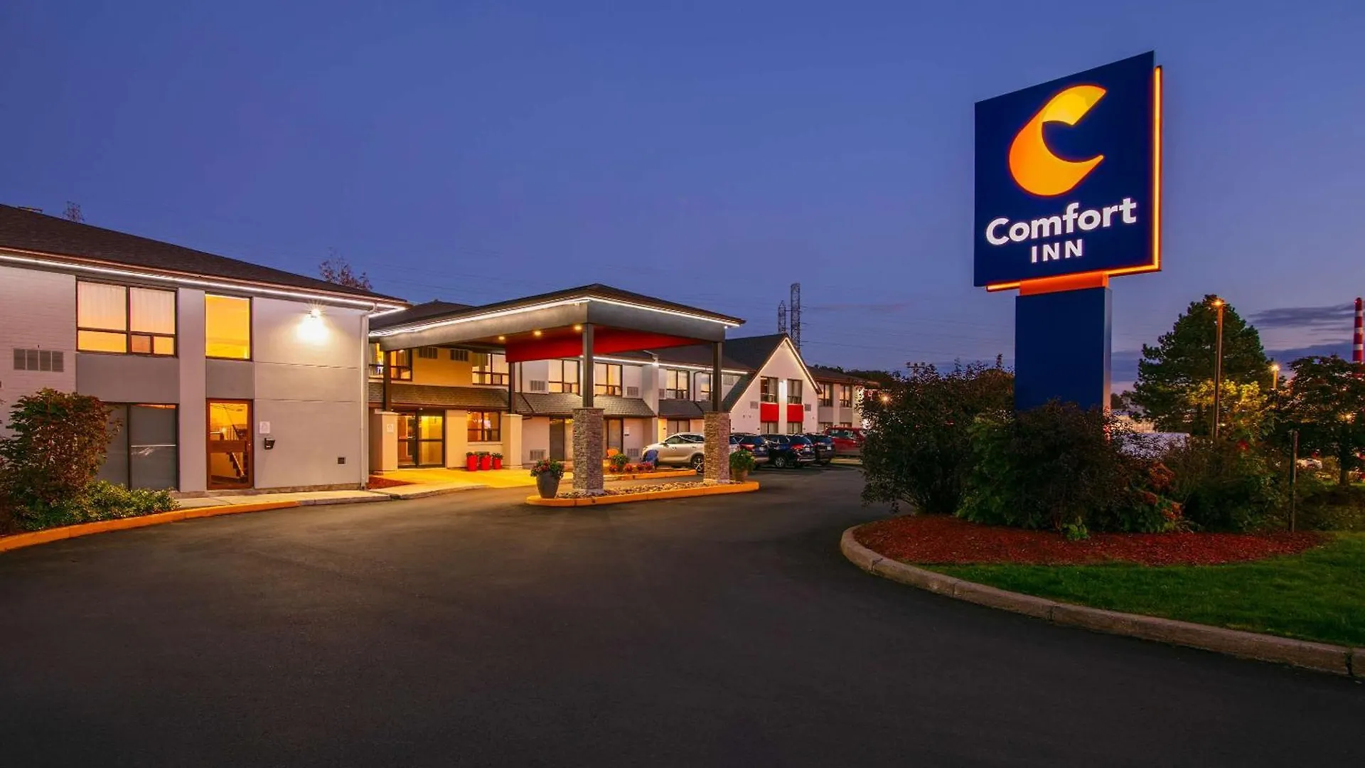 Comfort Inn Dartmouth Motel