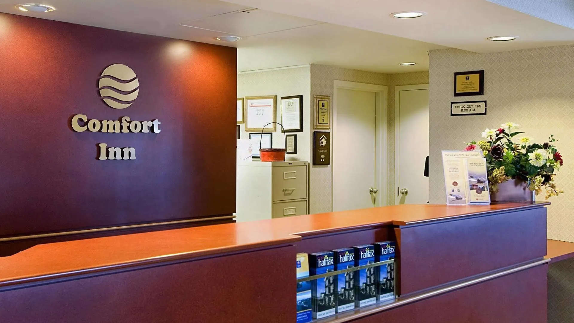 Comfort Inn Dartmouth Motel